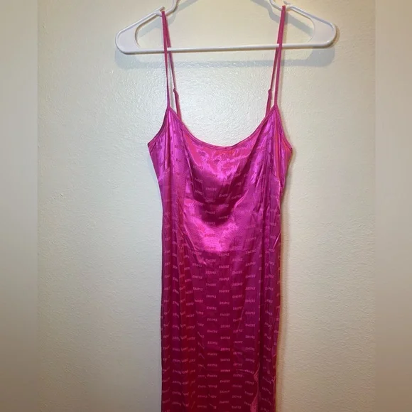 NWOT SKIMS Woven Jacquard Lace Long Slip Dress in Hot Pink SizeS